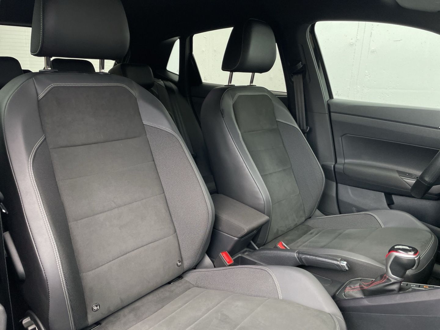 Polo GTI 2.0 TSI DSG Kamera/Keyless/ACC/Navi/App