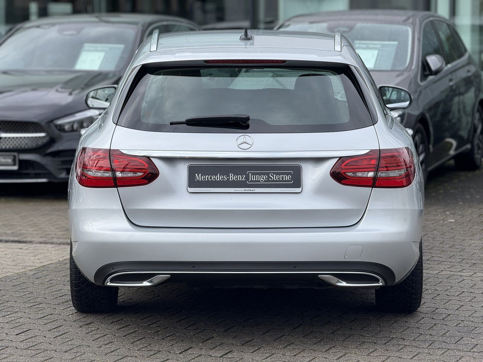 Fahrzeugabbildung Mercedes-Benz C 220 d T AVANTGARDE*LED*KAMERA*NAVI*