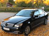 Mercedes-Benz C 250 CDI BlueEFFICIENCY AVANTGARDE AVANTGARDE - Mercedes-Benz C 250: Cdi Blueefficiency