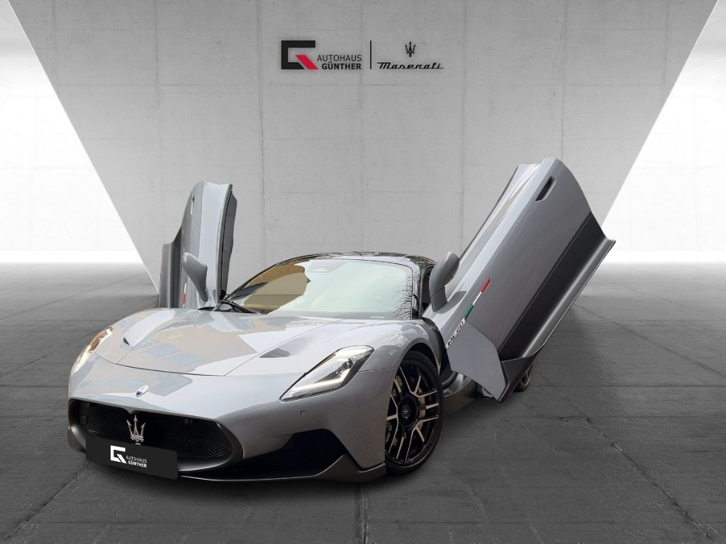 MASERATI MC20