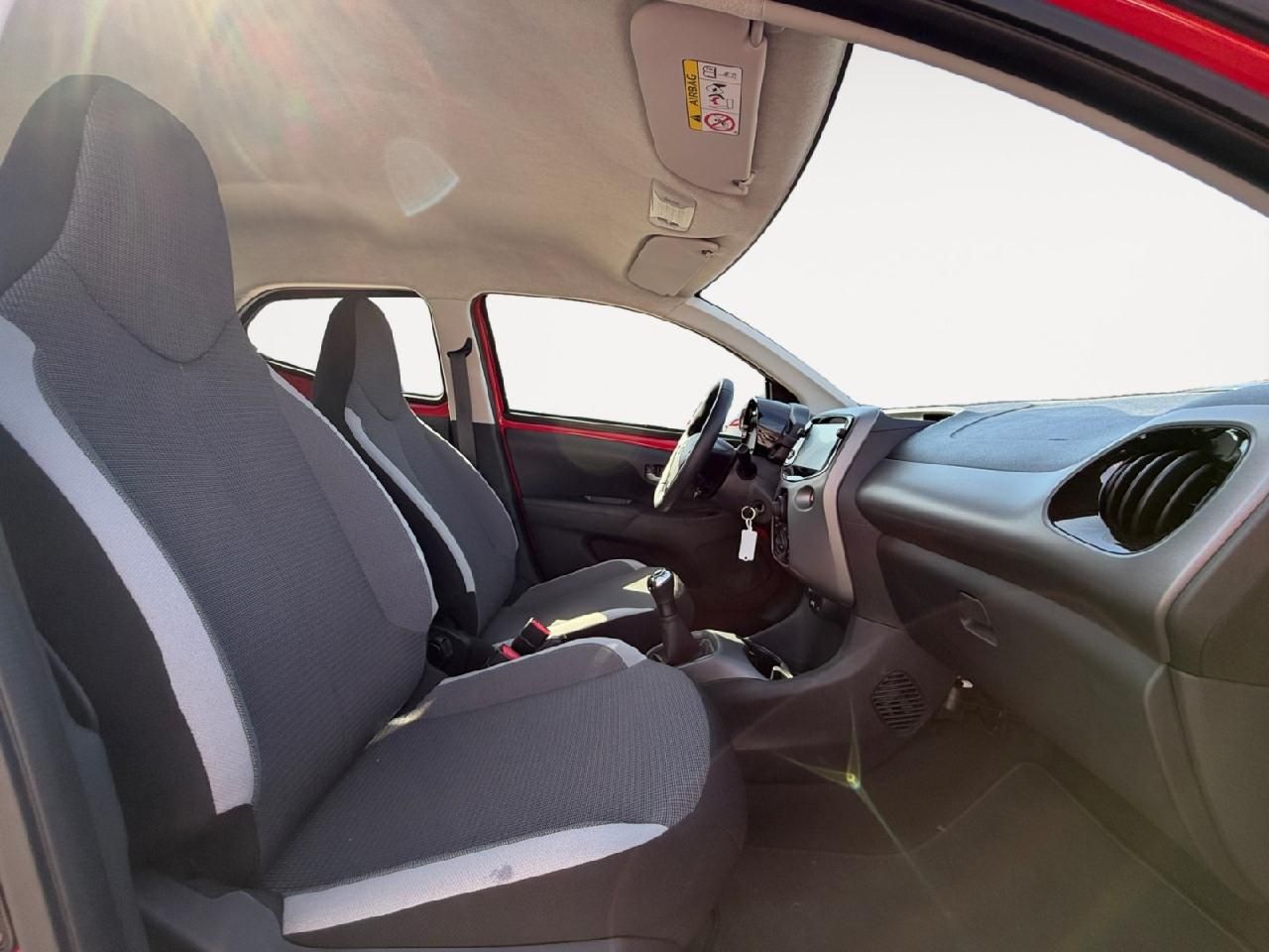 Fahrzeugabbildung Toyota AYGO x-play
