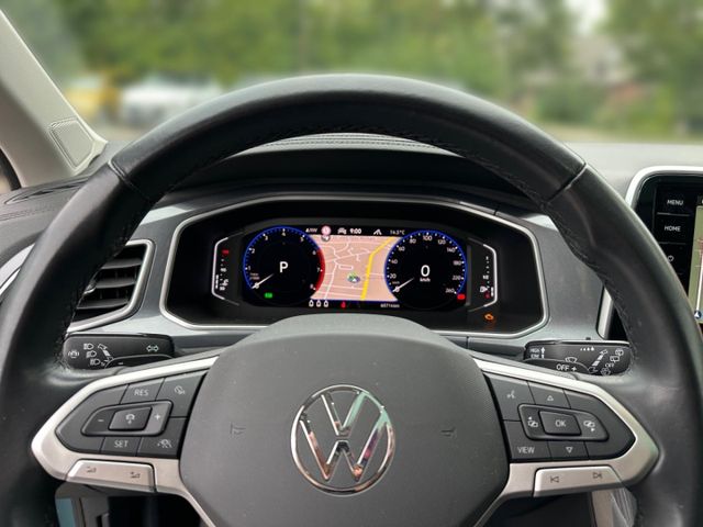 T-Roc Style 1.5 TSI DSG AHK Navi Panorama DCC