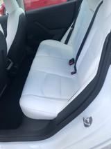 Tesla Model 3 Performance weiß/weiß - Tesla Model 3 in Berlin