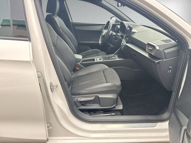 Leon 1.5 eTSI DSG LED+KAMERA+ACC+KEYLESS+VIRTUAL