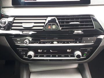 BMW 520 - 11
