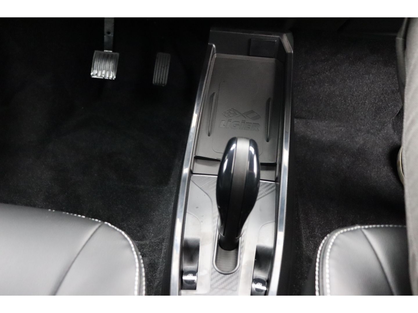 Fahrzeugabbildung Ligier JS 50 *Fahren ab 15* Select