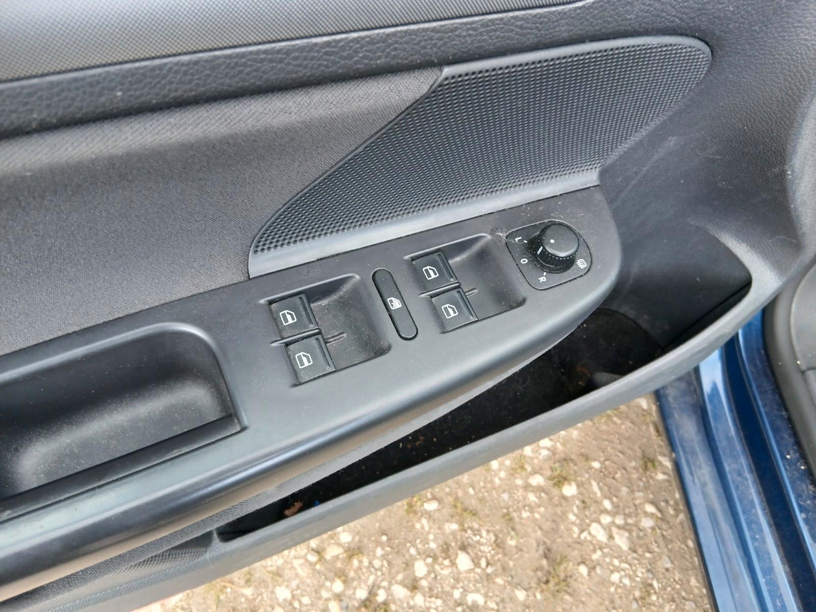 Volkswagen Golf 2009 — photo 13