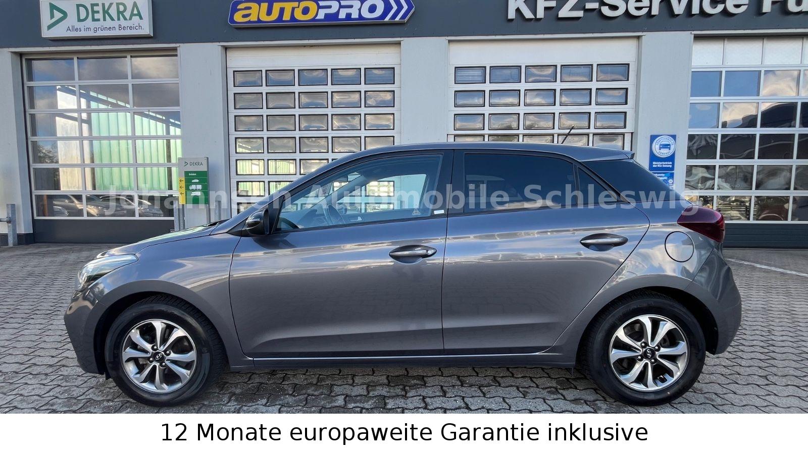 Hyundai i20 YES!AppleCar,Kamera,Klima,Allwetter,1.Hand