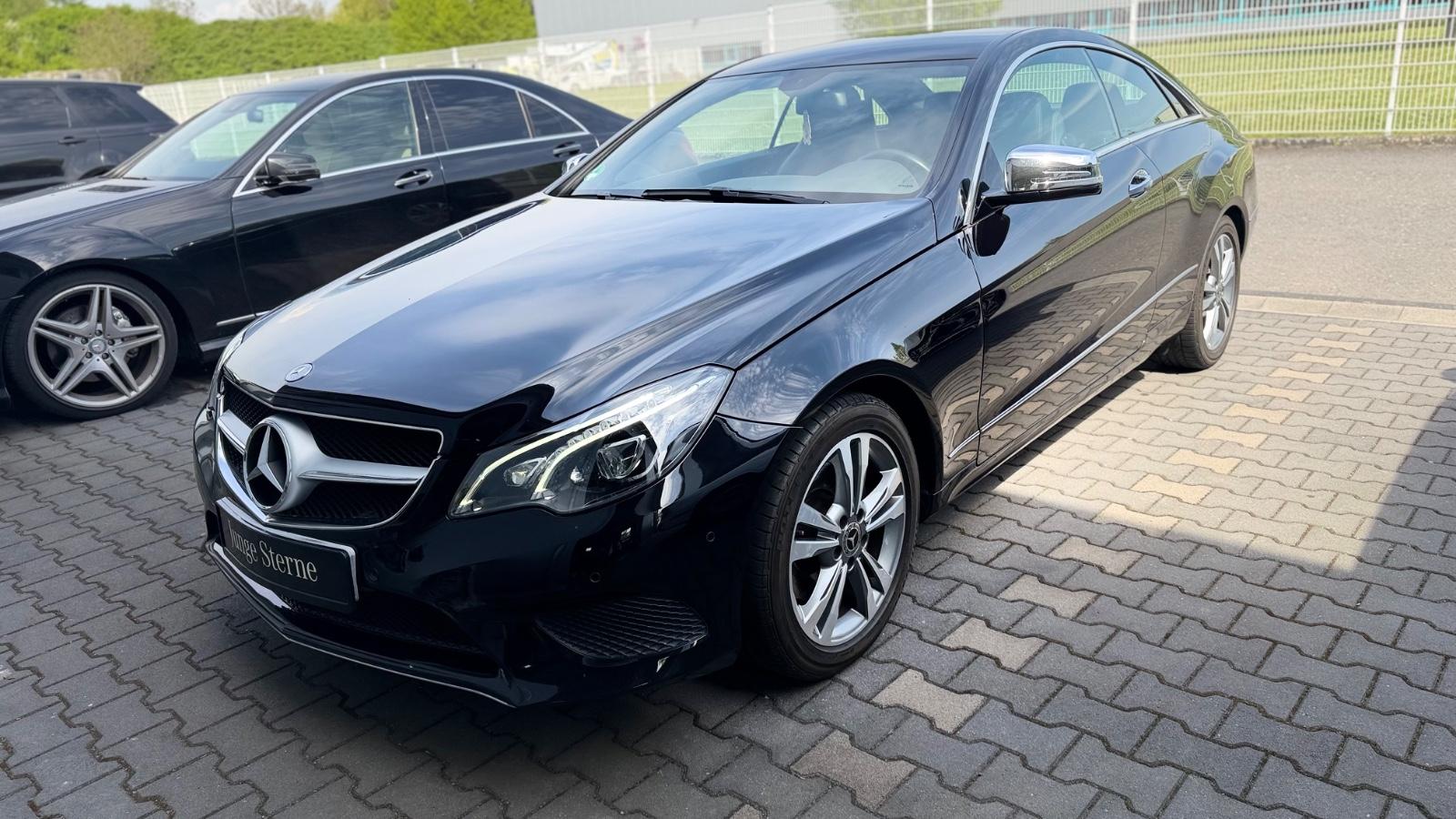 Mercedes-Benz E 250 Coupe Automatik/Navi+/Leder/LED/EURO6
