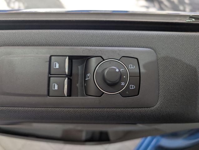 Ford Tourneo Custom SPORT L2 MATRIX-LED