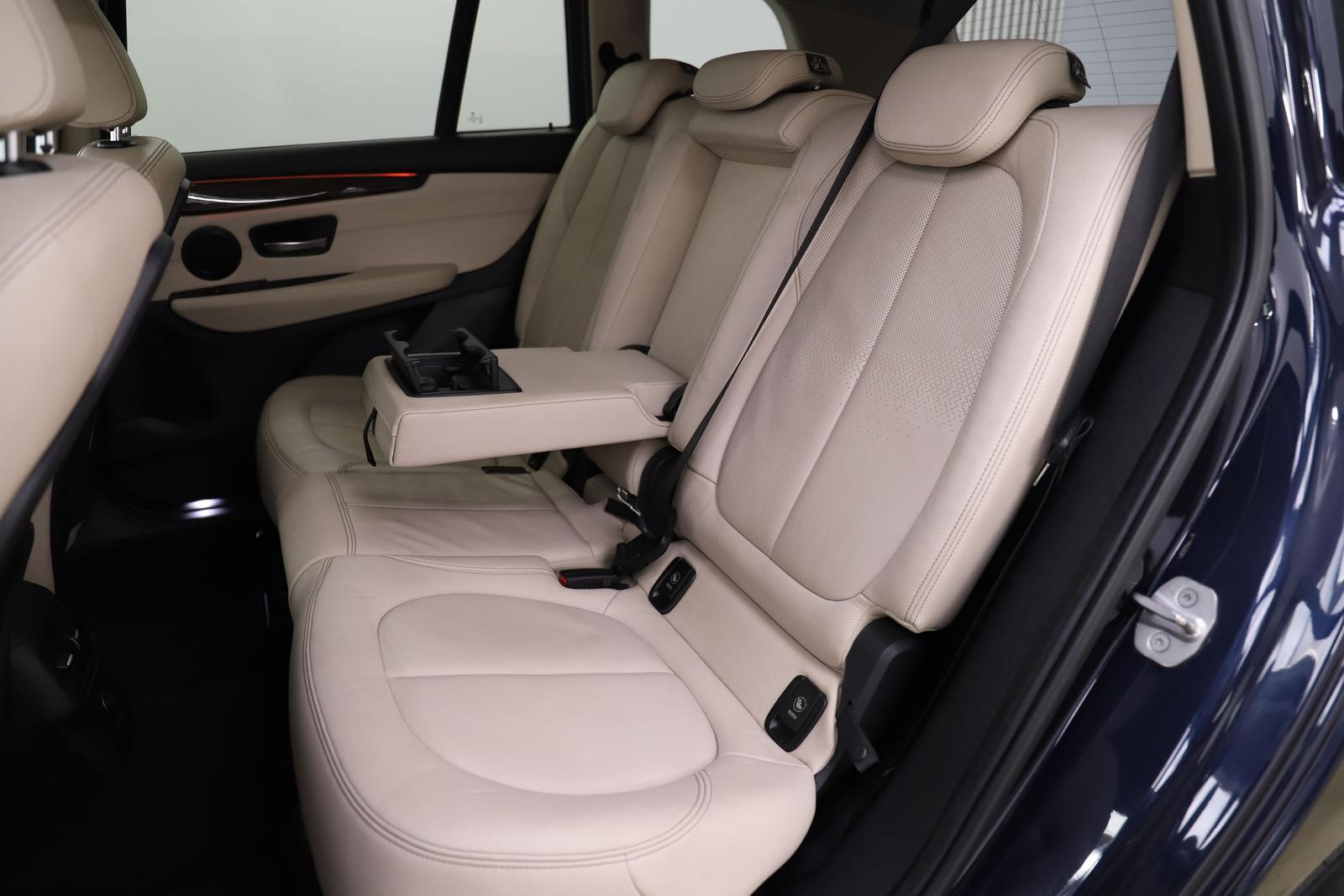 BMW 218i Gran Tourer 1.5 140PS Automatik Luxury Line