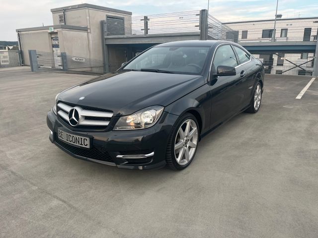 Mercedes-Benz C 250 CGI Coupé AMG-SPORTPAKET/VOLLLEDER/NAVI/SH