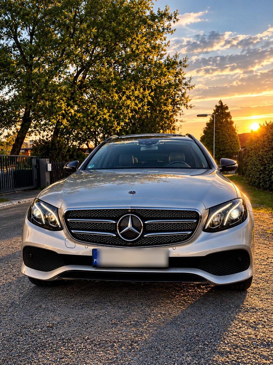 Mercedes-Benz E 220
