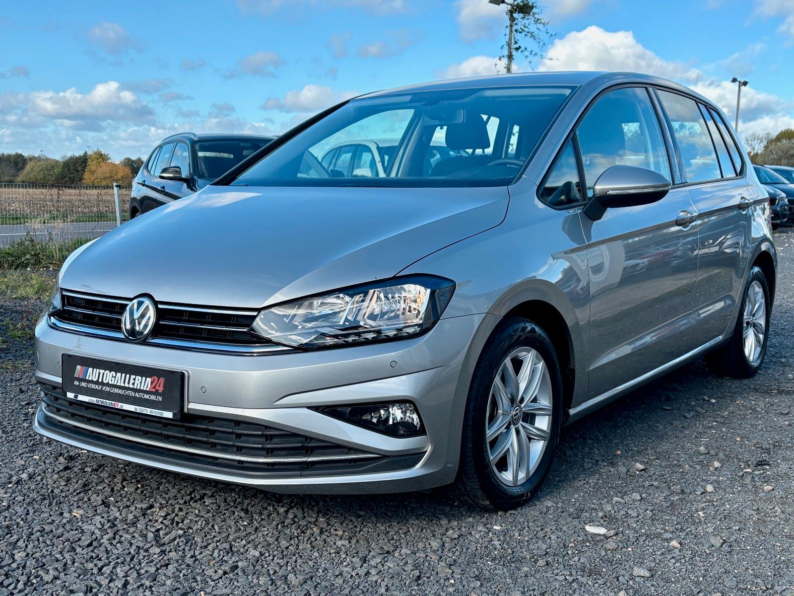 Fahrzeugabbildung Volkswagen Golf Sportsvan VII 1.5 TSI DSG Klima PDC 2.HAND