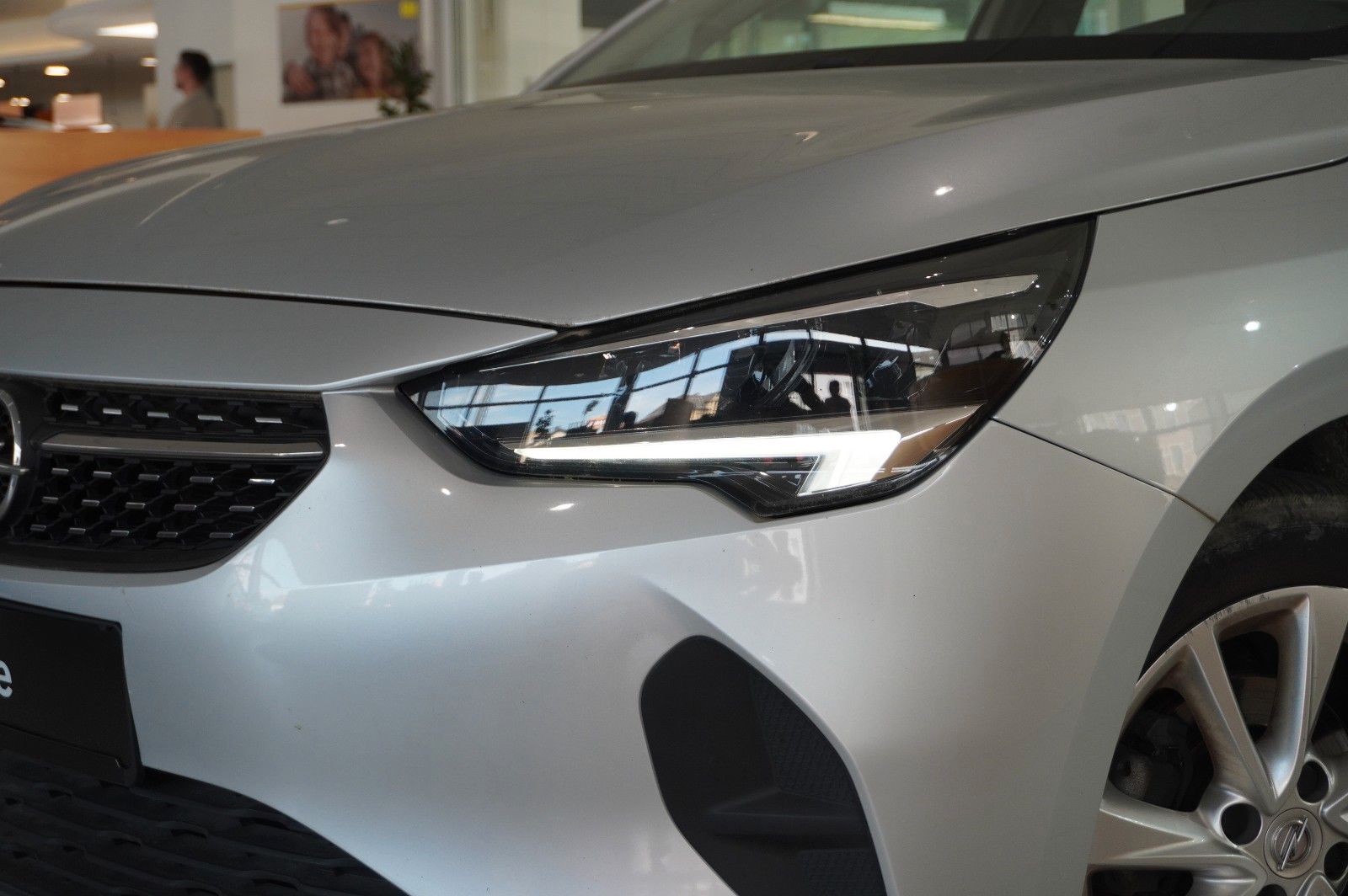 Fahrzeugabbildung Opel Corsa F 1.2 ELEGANCE NAVI/LED/TEMP/PDC/KLIMA/USB