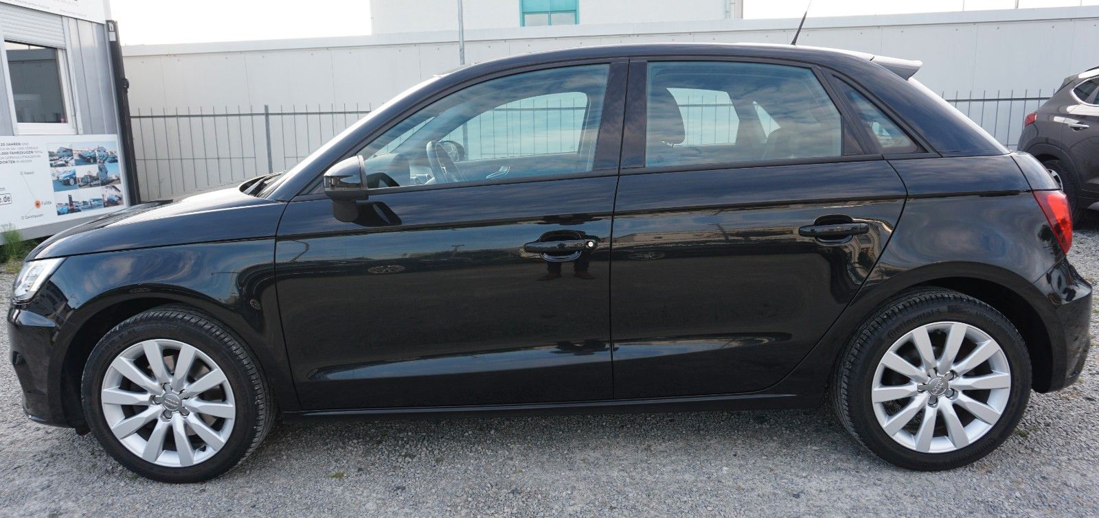 Fahrzeugabbildung Audi A1 Sportback design Xenon, SH, SD, PDC, HU NEU