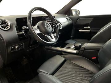 2022 Mercedes-BENZ EQA — фото 10