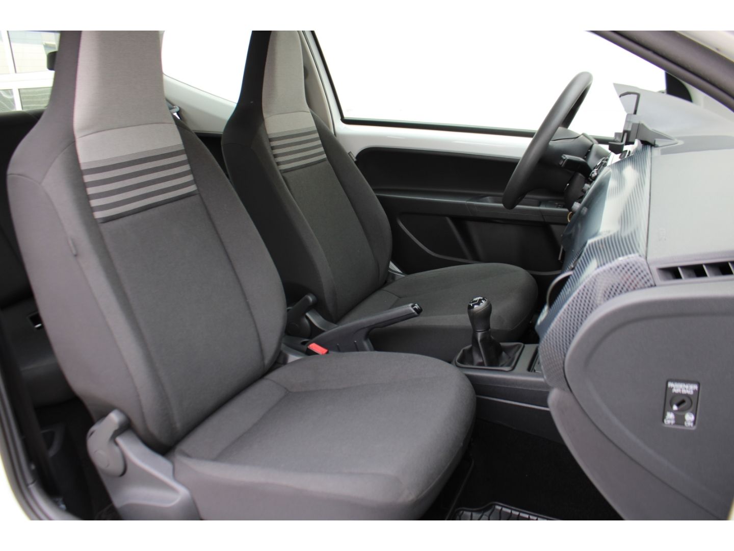 Fahrzeugabbildung Volkswagen up! Basis Klima SHZg GJR Bluetooth Freispr. Radi