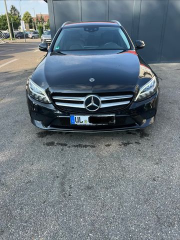 MERCEDES-BENZ C 300 de T Autom. -
