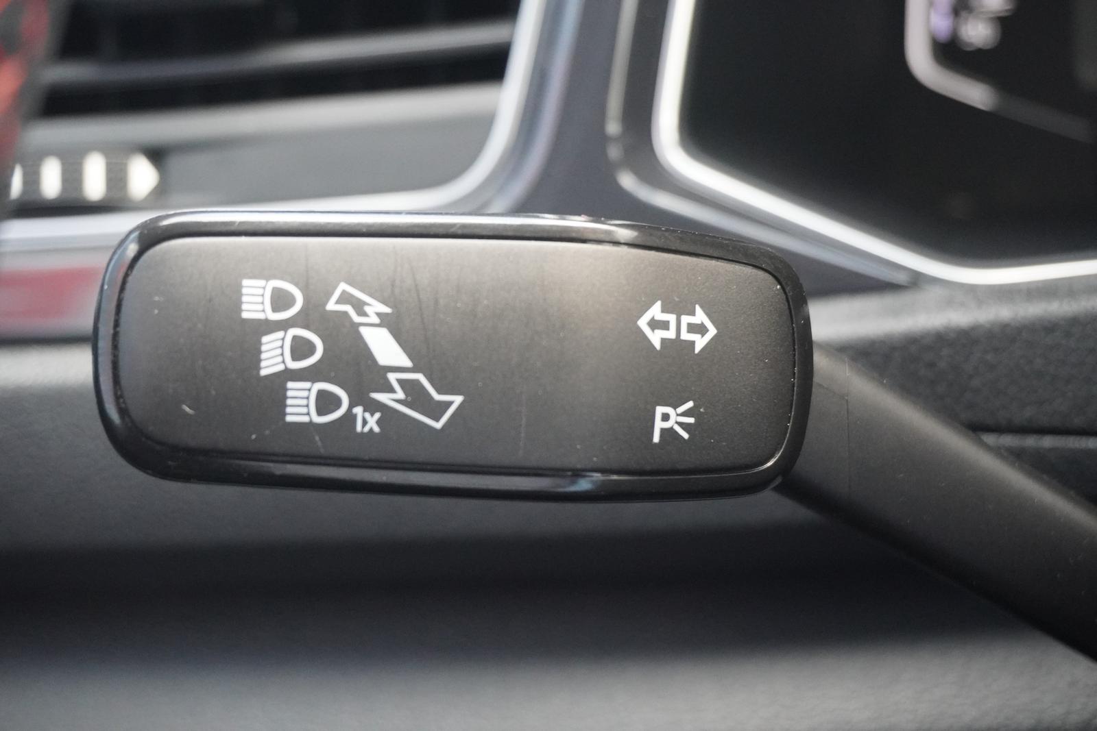 Volkswagen T-Roc 1.5 TSI DSG Sport LED Navi Virtual Cockpit