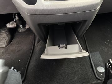 Ford Tourneo Custom Active L1 Bi-Xenon  AHK