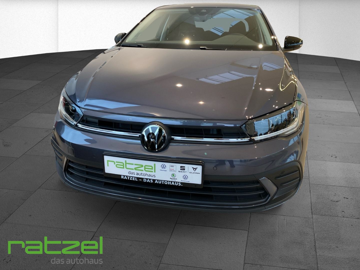 Fahrzeugabbildung Volkswagen Polo MOVE 1.0 TSI SHZ+PDC+Kamera+LED+AppConnect