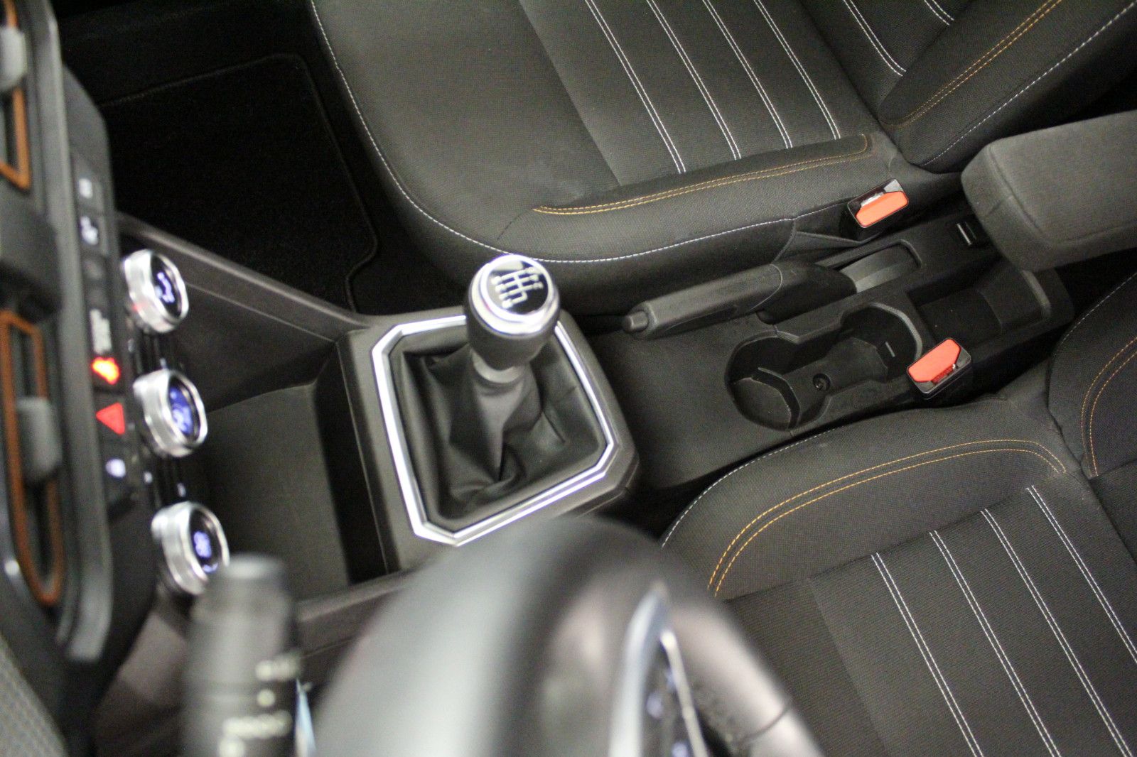 Fahrzeugabbildung Dacia Sandero Stepway TCe 100 ECO-G Comfort *Media-Dis