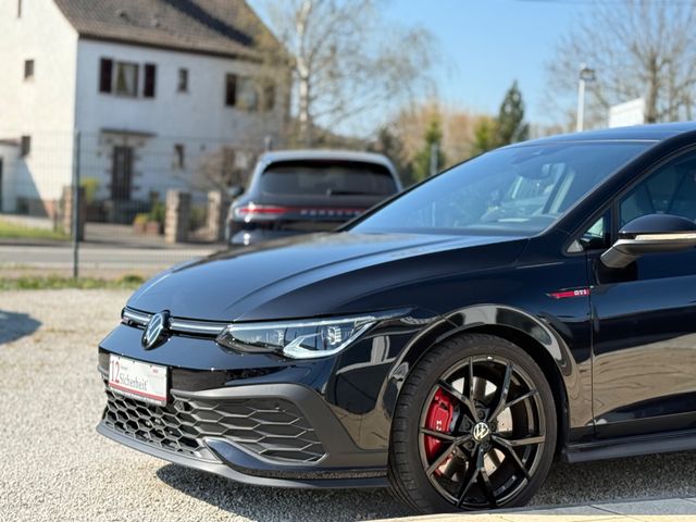Volkswagen GTI Clubsport AKRA PANO Belüf HUD DCC 19ZOLL H&K