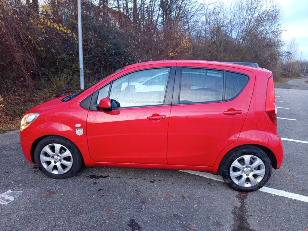 Opel Agila