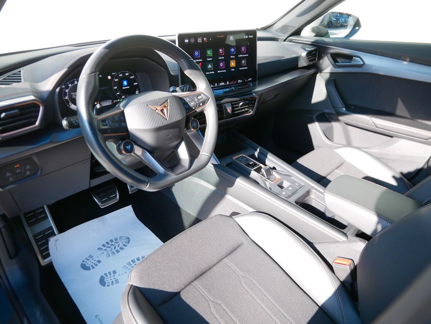 Fahrzeugabbildung CUPRA Formentor 1.5 eTSI NEU45T DSG ACC SHZ+LHZ Kamera