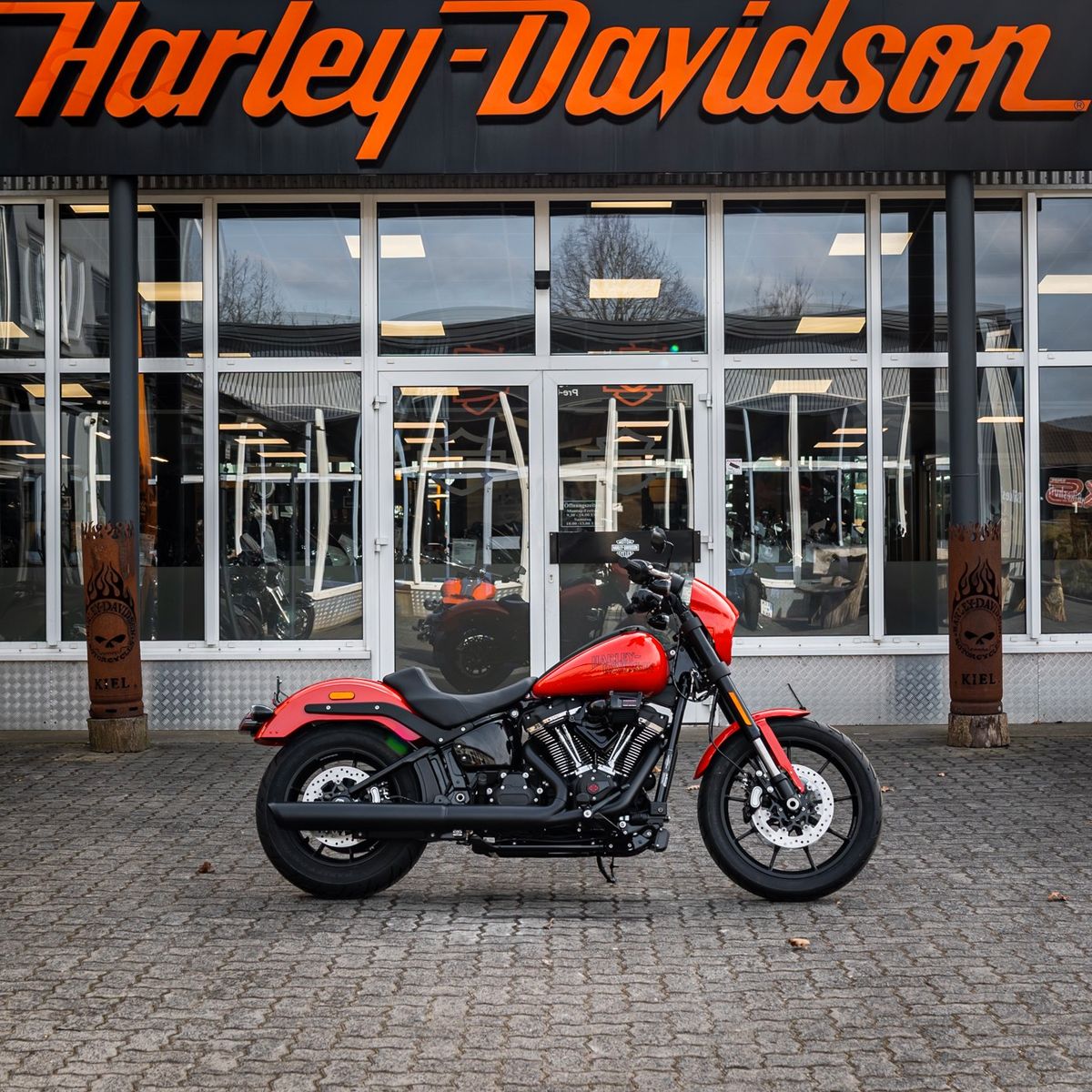 Fahrzeugabbildung Harley-Davidson FXLRS LOW RIDER S 117 MY26