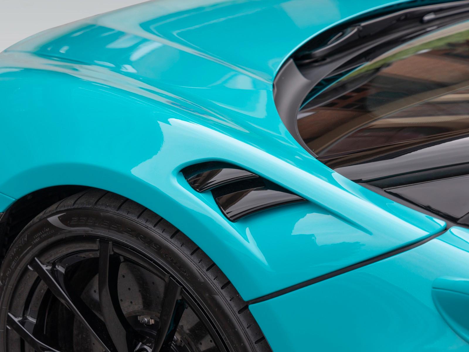 McLaren Artura Spider | MSO Tokyo Pearl | Carbon