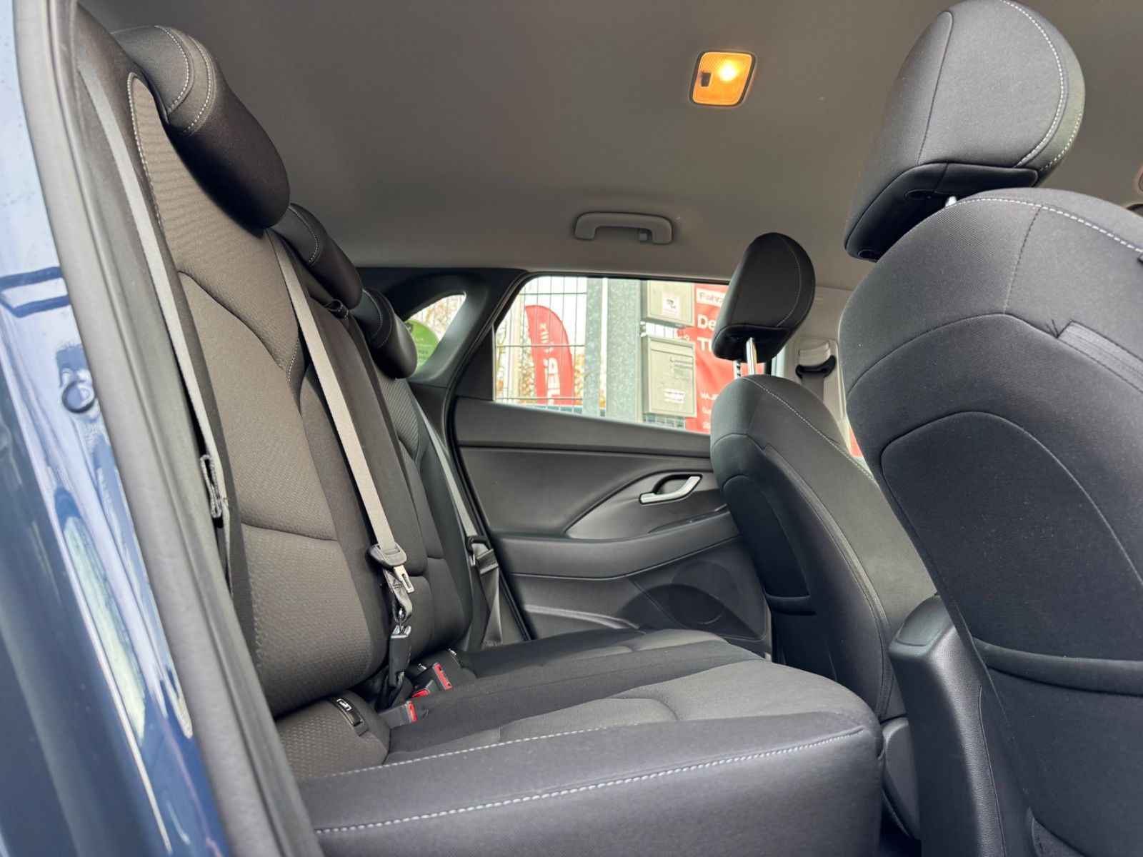 Fahrzeugabbildung Hyundai i30 Trend*NAVI*CAM*SHZ*TEMPO*BT