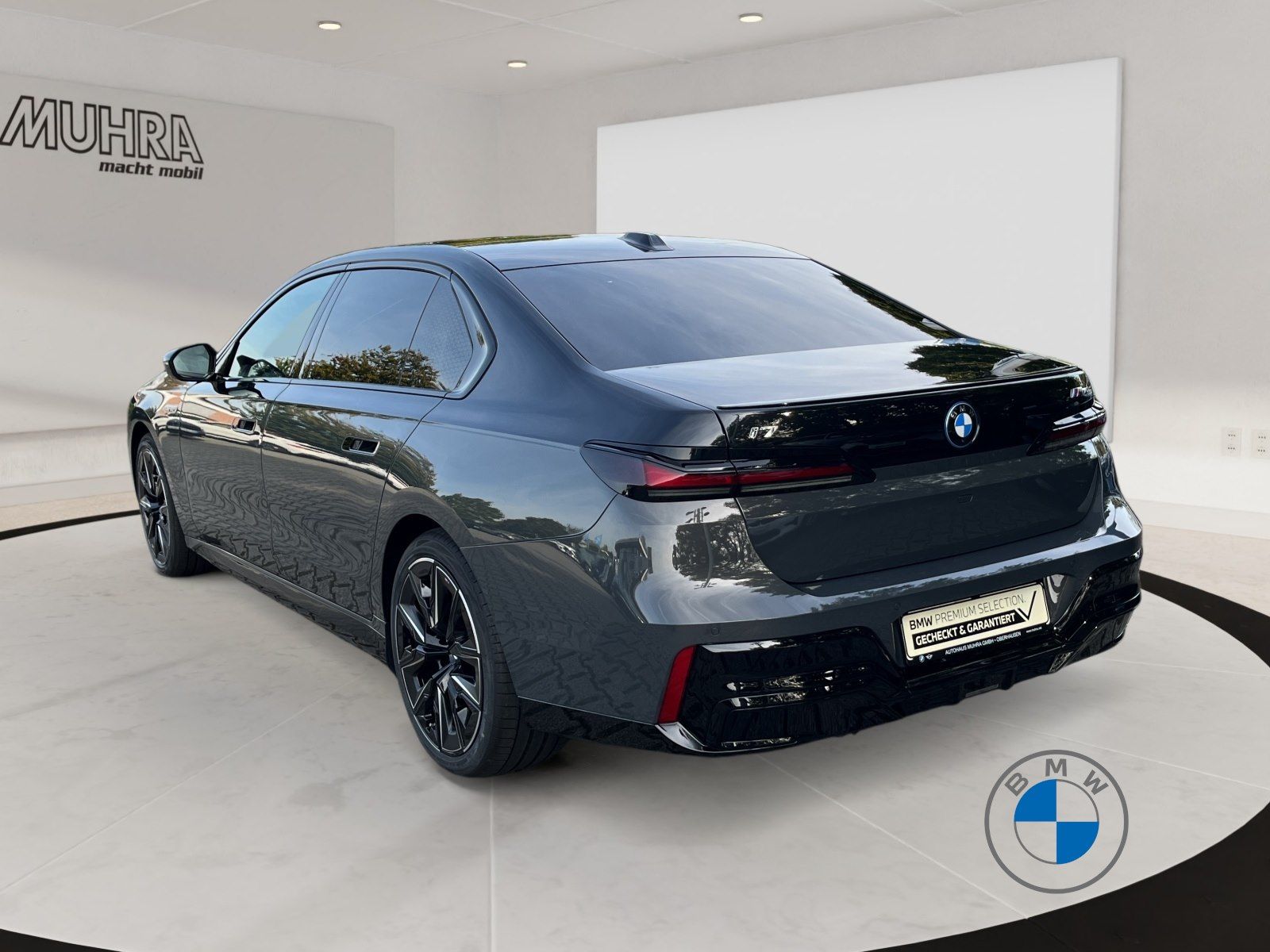 BMW i7 M70 xDrive 21 Individual Two-Tone Fond TV foto 4