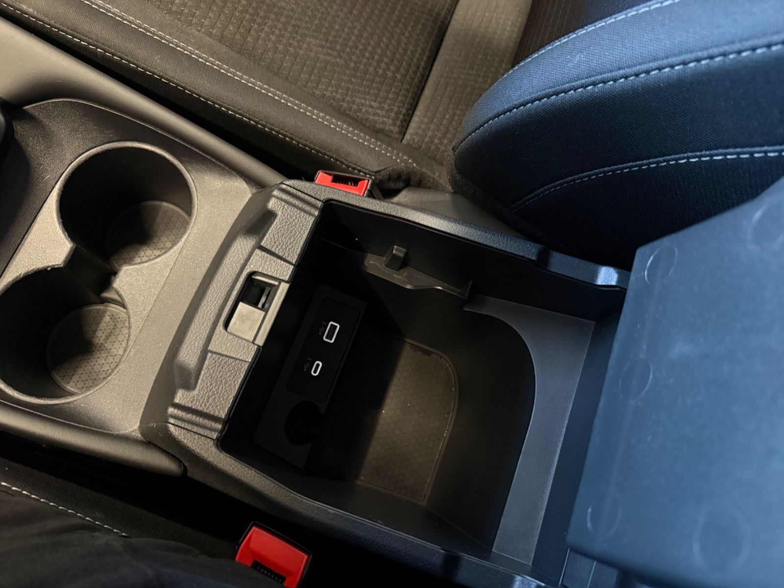 Fahrzeugabbildung Nissan Qashqai N-Con.AT Allrad,Winter-,Business-P.