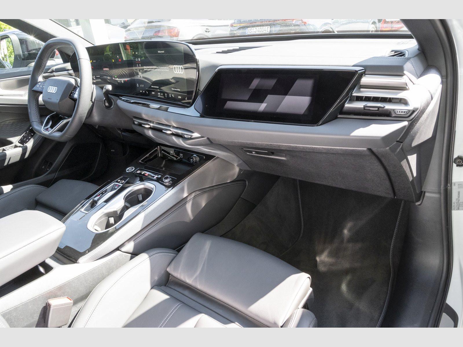 Audi A6 Avant 2.0 TFSI e-hybrid quattro 270 kW Tech p