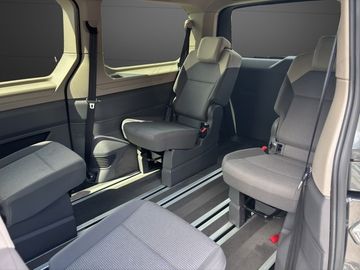 Volkswagen T7 Multivan - 10