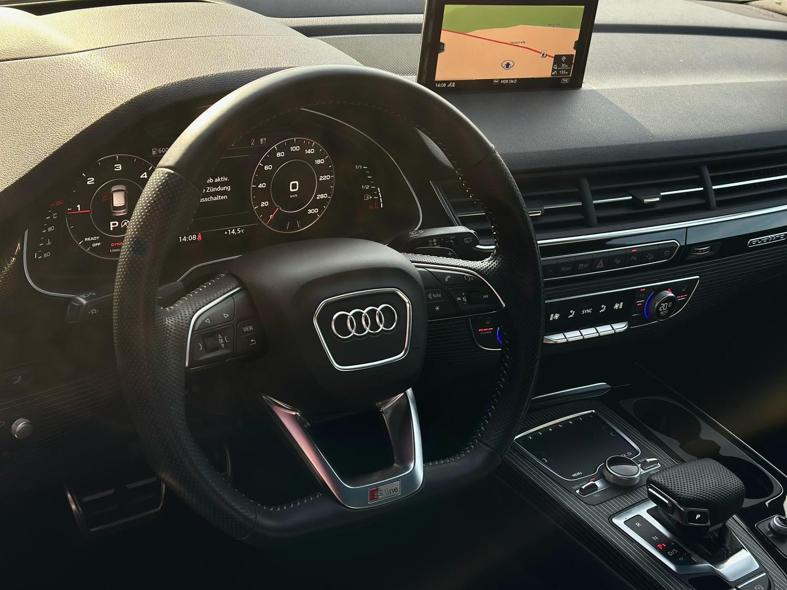AUDI Q7 50TDI S LINE QUATTRO BLACK FULL OPTION #MWST - Image 31