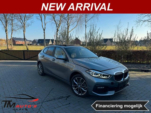 BMW 120i 1 Lim. 120 i Panorama Ambiance Camera