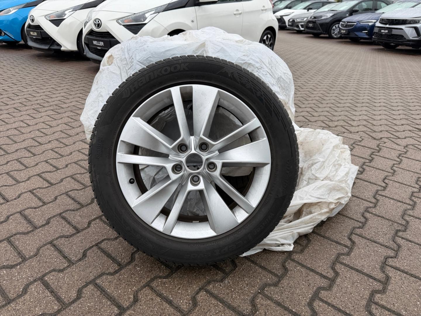 Skoda Karoq 1.5 TSI DSG Style *AHK*hzb Fronts*Navi*SHZ