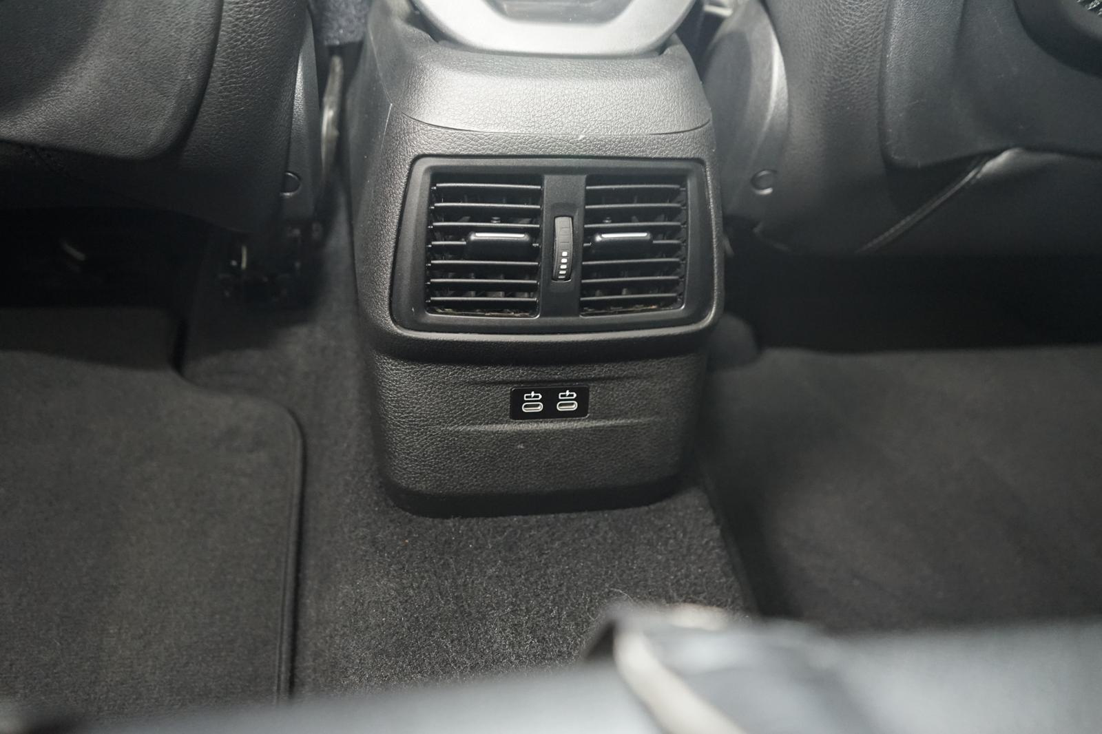 BMW 216 d Sport Line+NAVI+KAMERA+TEMPOMAT+SITZHEIZUNG, миниатюра 19