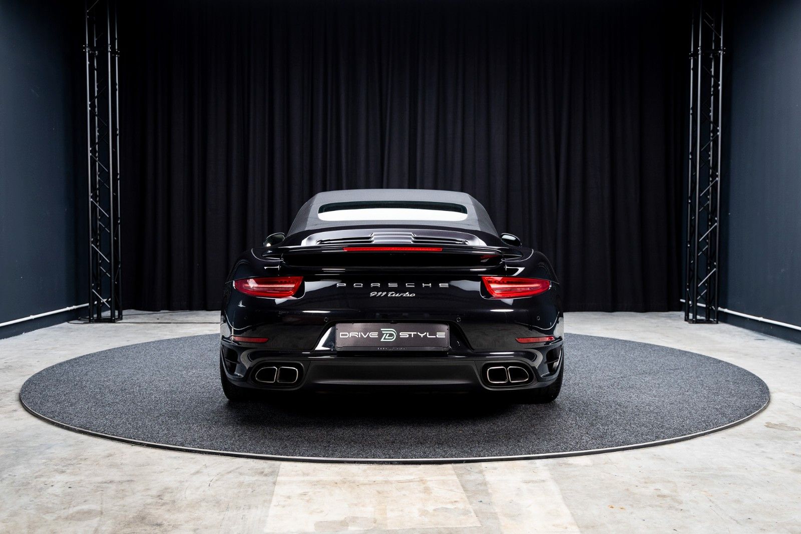 Fahrzeugabbildung Porsche Turbo Cabrio + 2. Hand + Scheckheft + Approved