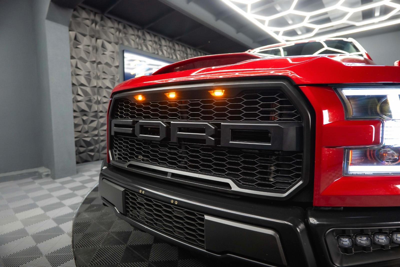 Ford F150 5.0L V8 4x4 Offroad SuperCrew RAPTOR LED