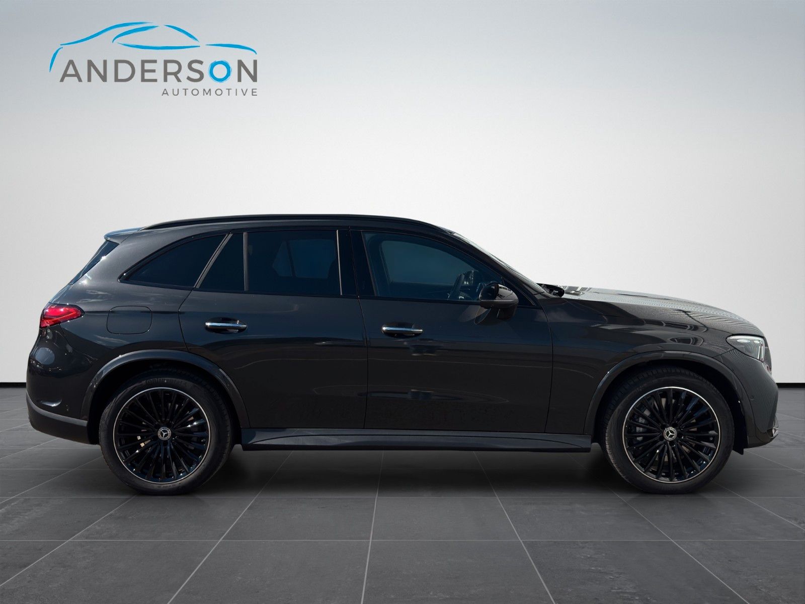 Fahrzeugabbildung Mercedes-Benz GLC 220D PREM+ NIGHT HUD PANO 360° BURM LUFTFAH