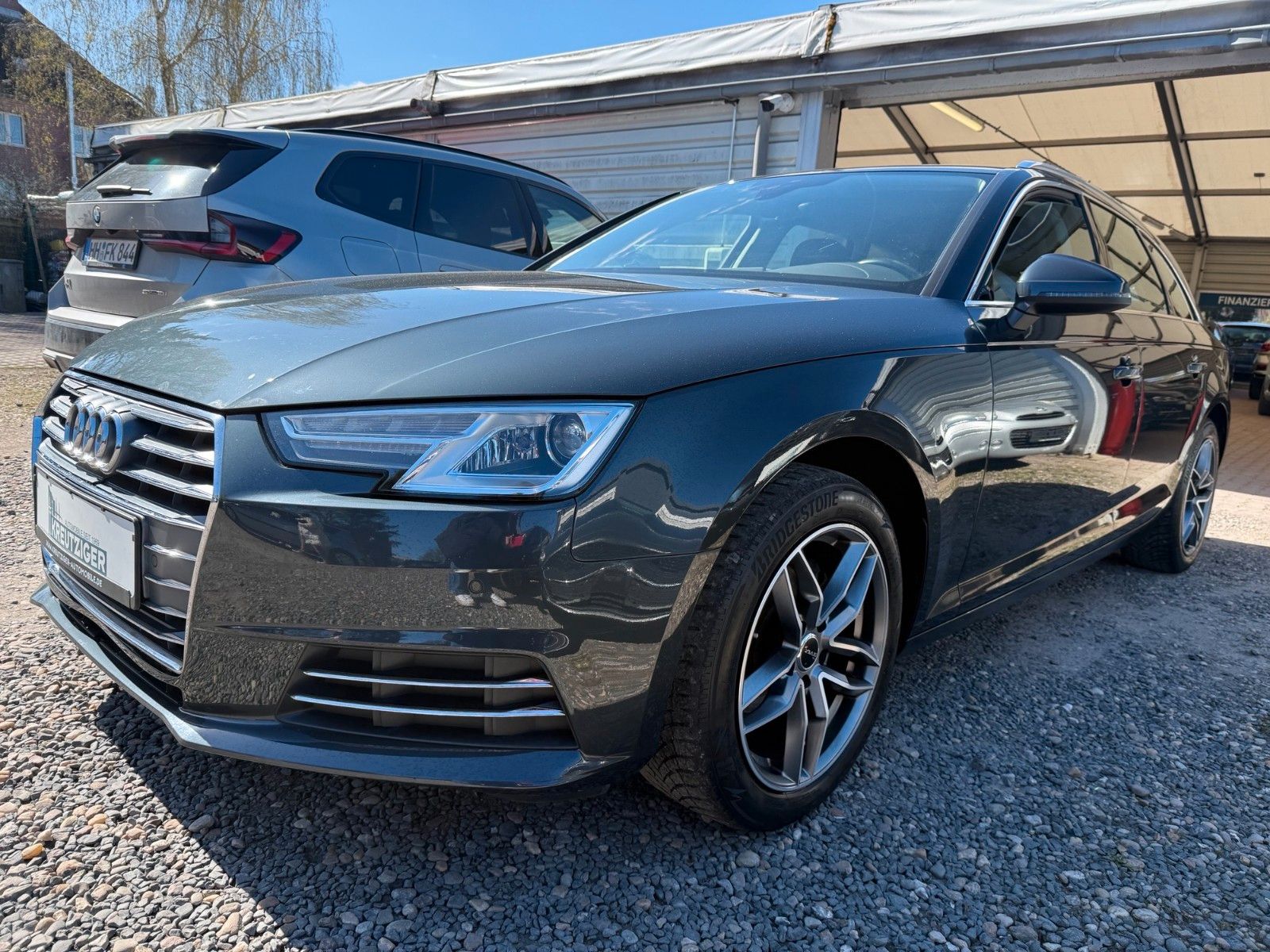 Fahrzeugabbildung Audi A4 Avant sport ultra