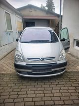Citroën Citroen Xara Picasso 1,6 Neue TÜV - Citroën Xsara Picasso von privat