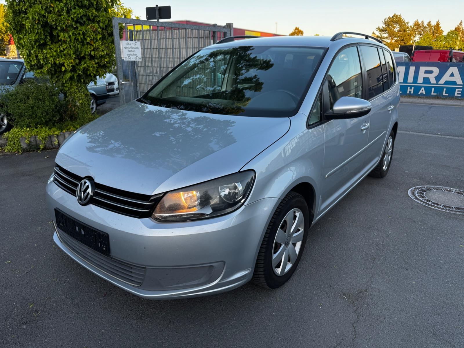 Volkswagen Touran Comfortline BMT 7-Sitze Klima Navi