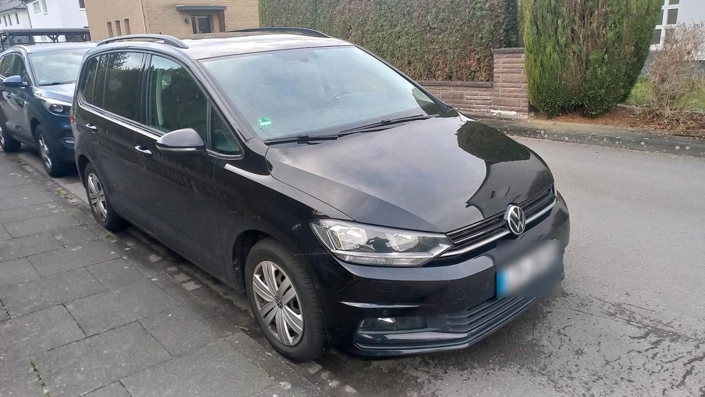 Image of Volkswagen Touran