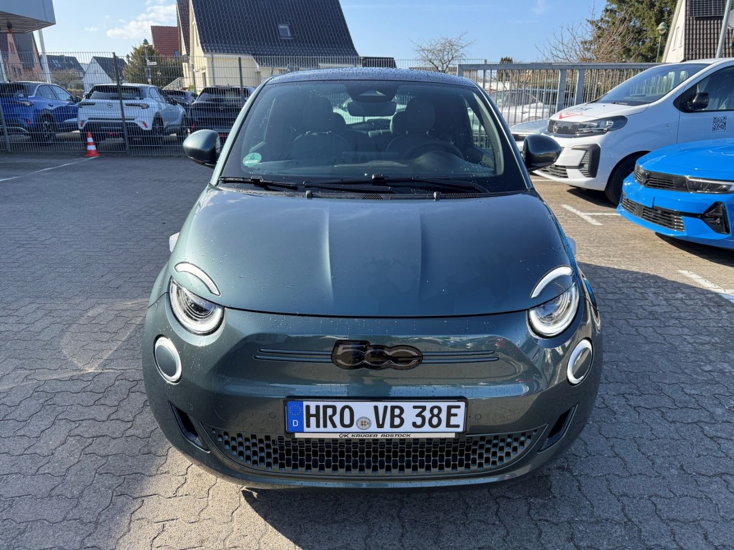 Fahrzeugabbildung Fiat 500e e Giorgio Armani Collectors Edition