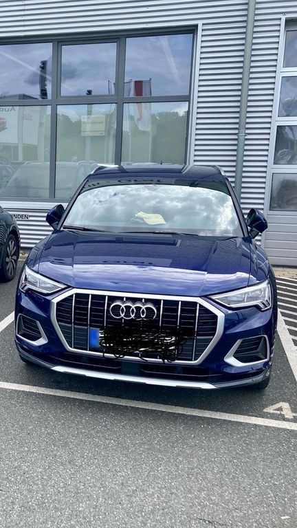 Image of Audi Q3